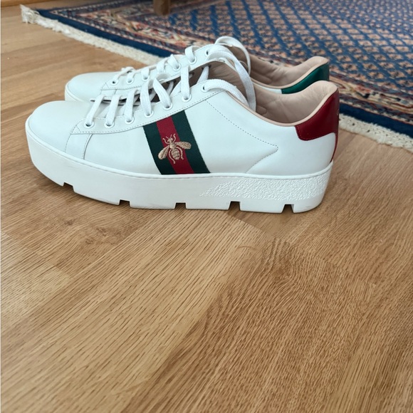 White and Red Women's Sneakers - Picture 1 of 6
